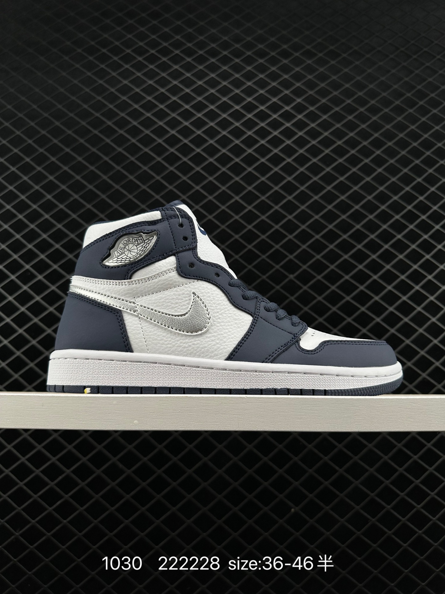 Air Jordan 1 High OG “Midnight Navy”